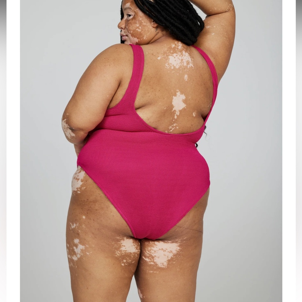 NWT Youswim Eva One-Piece Bathing Suit in Cosmic Pink - Stretch 2